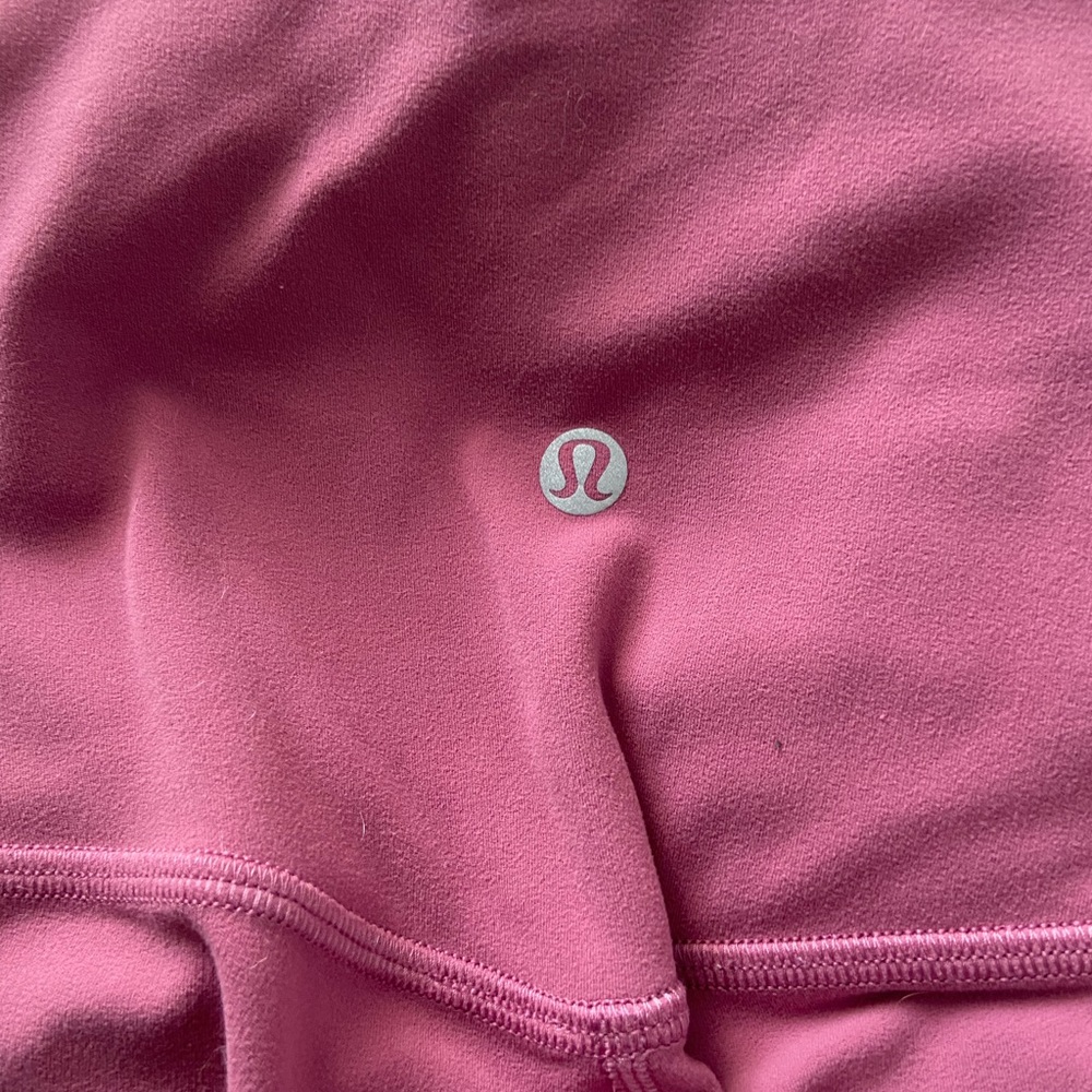 Lululemon pink leggings